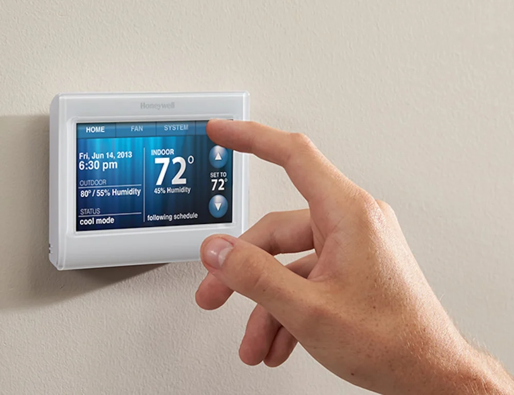 ترموستات هوشمند Honeywell با قابلیت برنامه‌ریزی هفتگی و اتصال Wi‑Fi