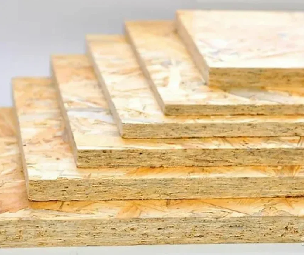 نمونهای از تخته OSB با لایههای جهتدار الیاف چوب