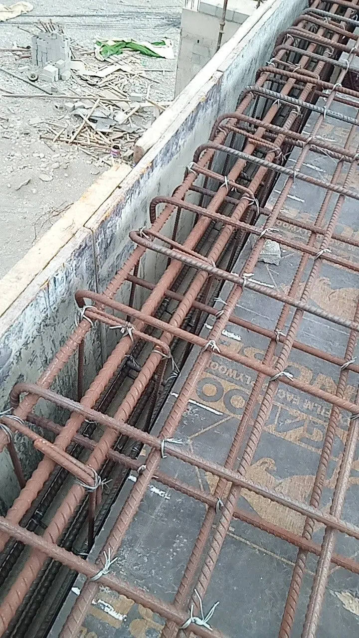 مقاوم‌سازی ستون‌های ساختمانی با استفاده از ژاکت‌های بتن و میلگردهای تقویتی